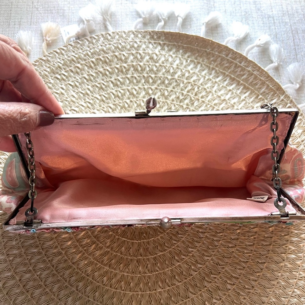Vintage Pink Paisley Beaded Bag Trending Retro  Whimsy Ethereal  EUC - Picture 4 of 7